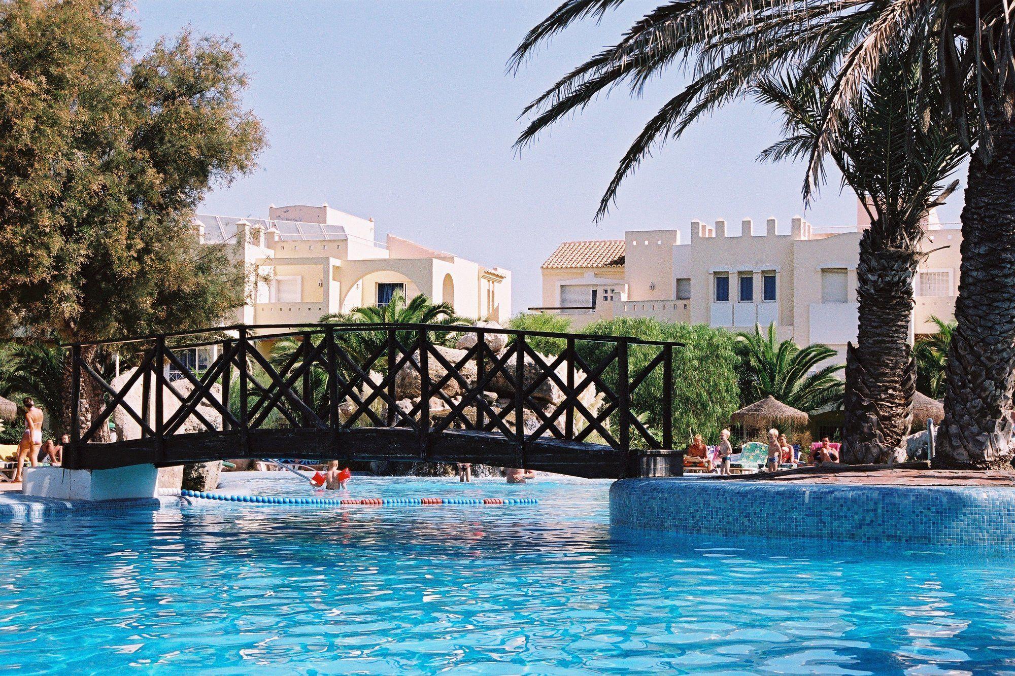 Apartamentos Moguima روكيتاس ذي مار المظهر الخارجي الصورة